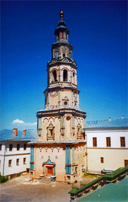 Колокольня Петропавловского собора. Фото: Илья Буяновский