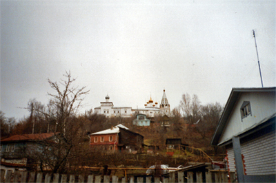 Никольский монастырь. Общий вид.
            Фото: Илья Буяновский