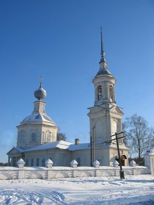 Церковь Рождества Христова (1824) в селе Борок. 
            Фото: Марина Егорова