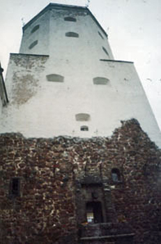 Башня епископа Улофа (XIII век). 
            Фото: Илья Буяновский