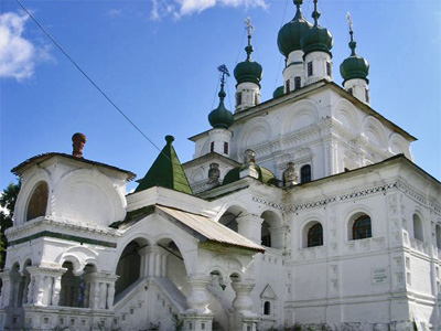 Троицкий собор (1684—1697). 
            Фото: Талюша