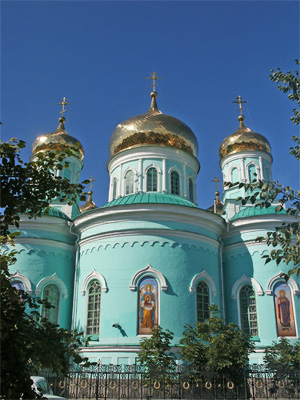Казанский кафедральный собор (1872).
            Фото: Олег Манаенков