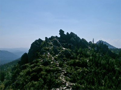 Скалы в Долине Сказок. 
         Фото: Ярослав Блантер