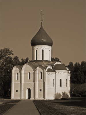 Спасо-Преображенский собор (1152—1157).
         Фото: Ярослав Блантер